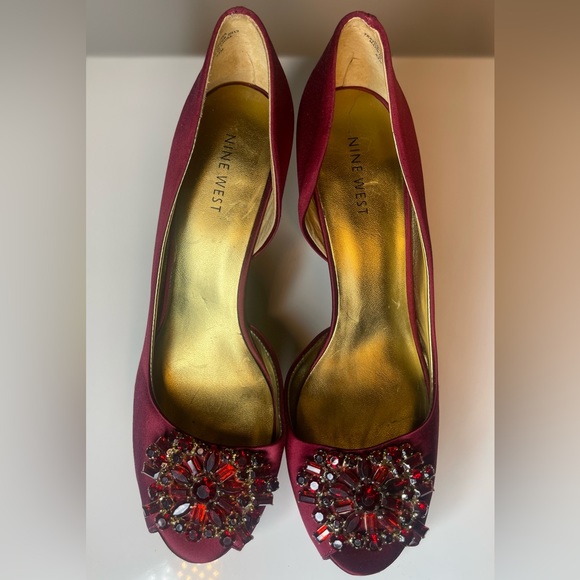 Nine West Formal Ruby Red Prom, Party, Wedding, Pinup Date Night High Heels - Picture 11 of 11